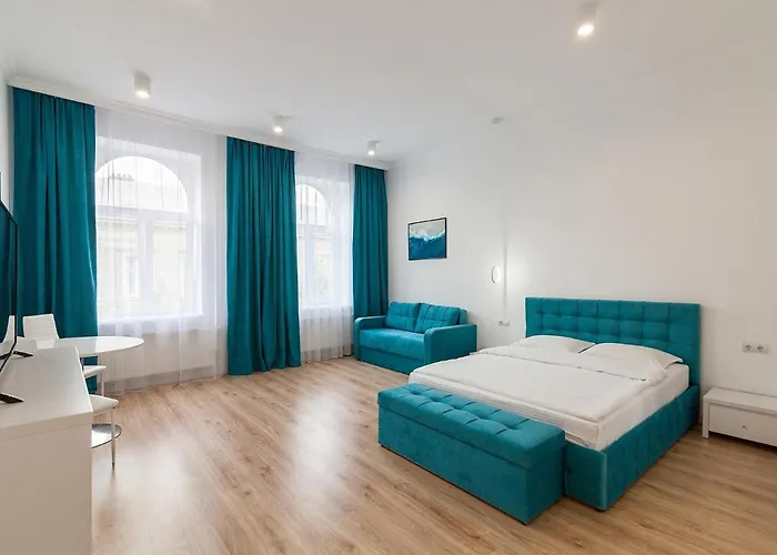 Leogrand Three Bedrooms Vip On Kniazia Romana 12 شقة *