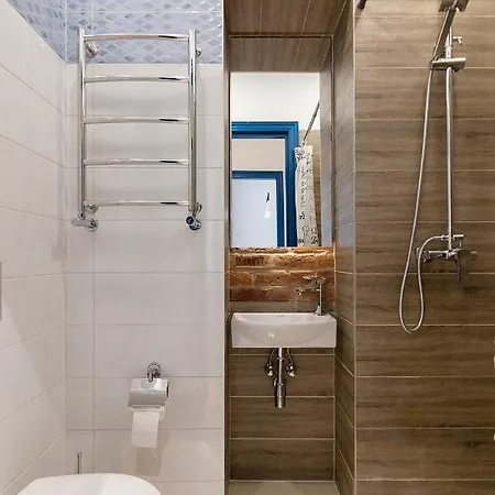Leogrand Three Bedrooms Vip On Kniazia Romana 12 شقة *