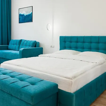 Leogrand Three Bedrooms Vip On Kniazia Romana 12 * إلفيف